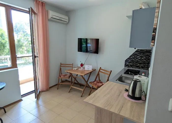 In The Center Of Sunny By Flat Mаnаger 아파트